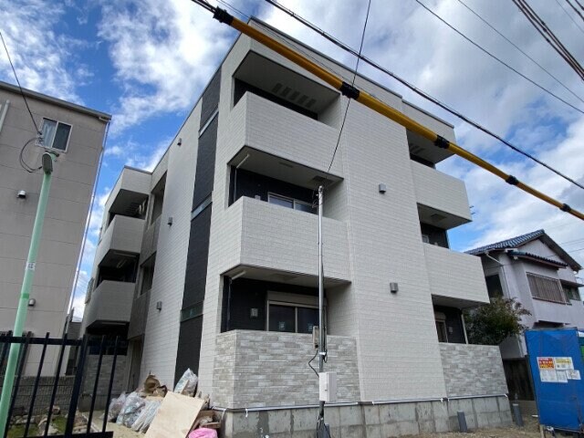 フジパレス阪急池田駅南の物件外観写真