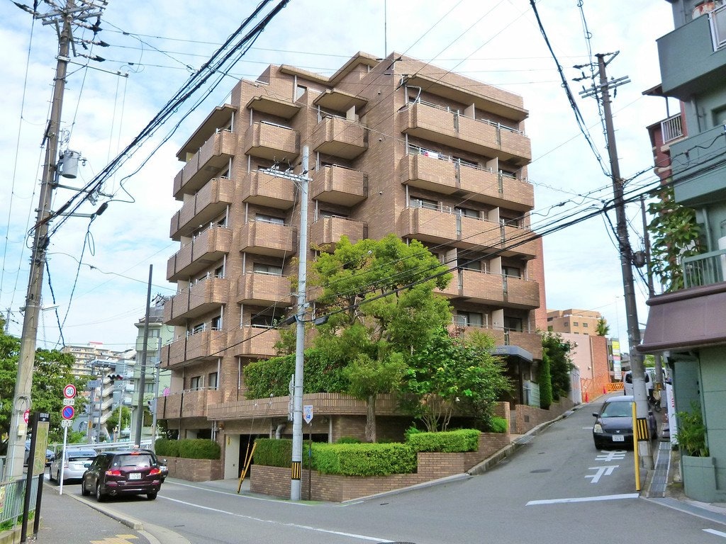 アーバンレックス緑地公園の物件外観写真