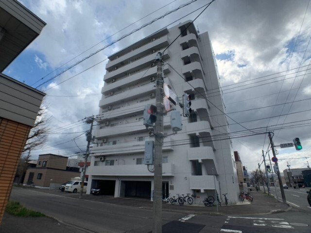 元町駅 徒歩10分 8階の物件外観写真