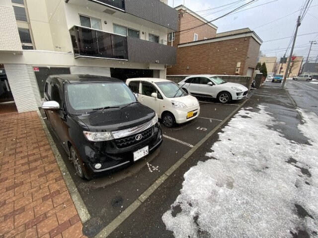 西線９条旭山公園通駅 徒歩10分 2階の物件外観写真