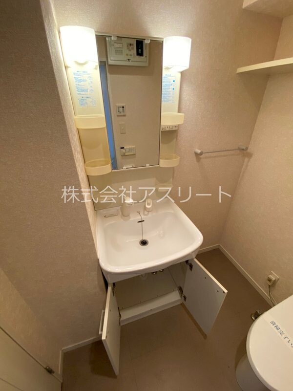 天神駅 徒歩5分 8階の物件内観写真