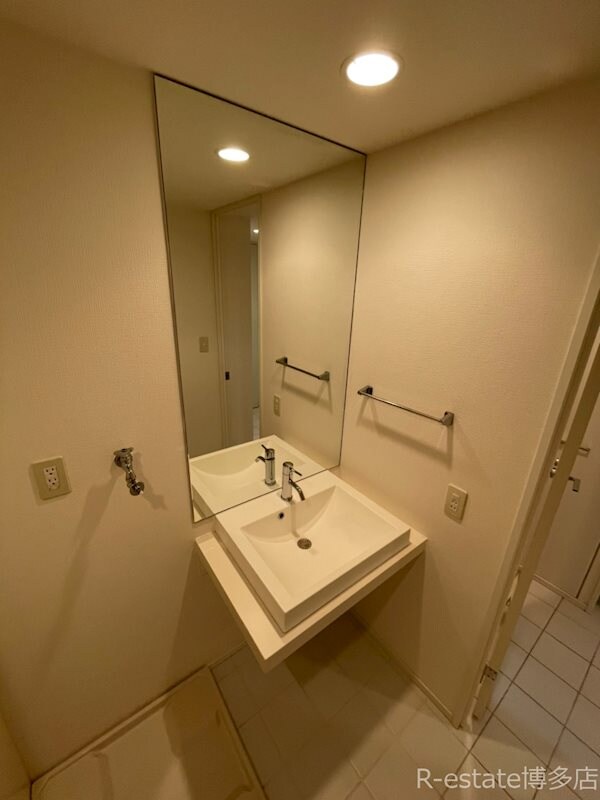 薬院大通駅 徒歩5分 7階の物件内観写真