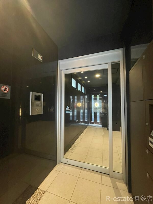 箱崎駅 徒歩3分 7階の物件内観写真