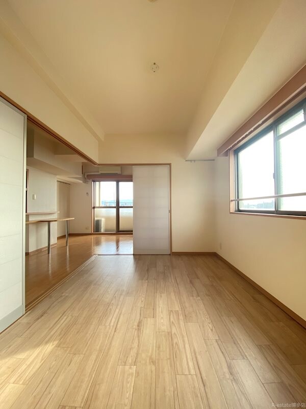 博多駅 徒歩15分 8階の物件内観写真