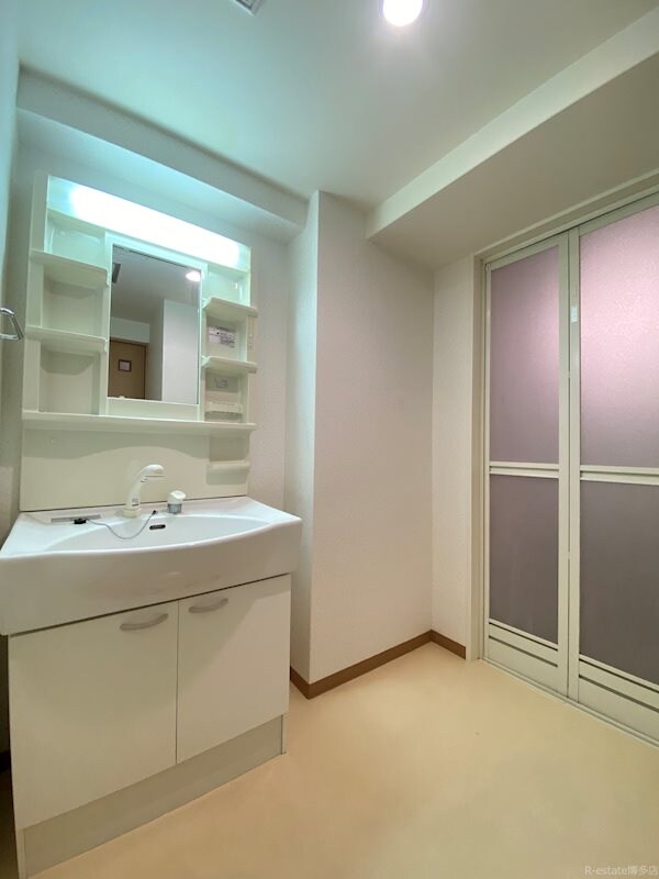 博多駅 徒歩15分 8階の物件内観写真