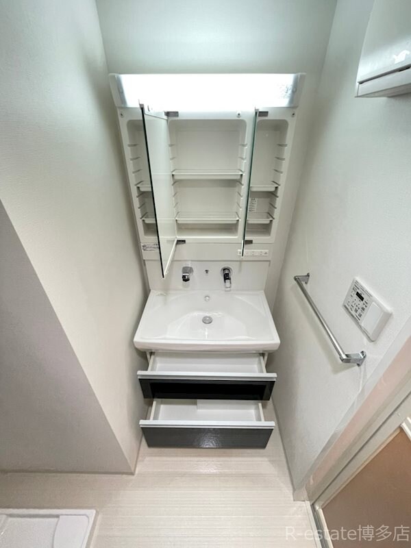 吉塚駅 徒歩5分 6階の物件内観写真