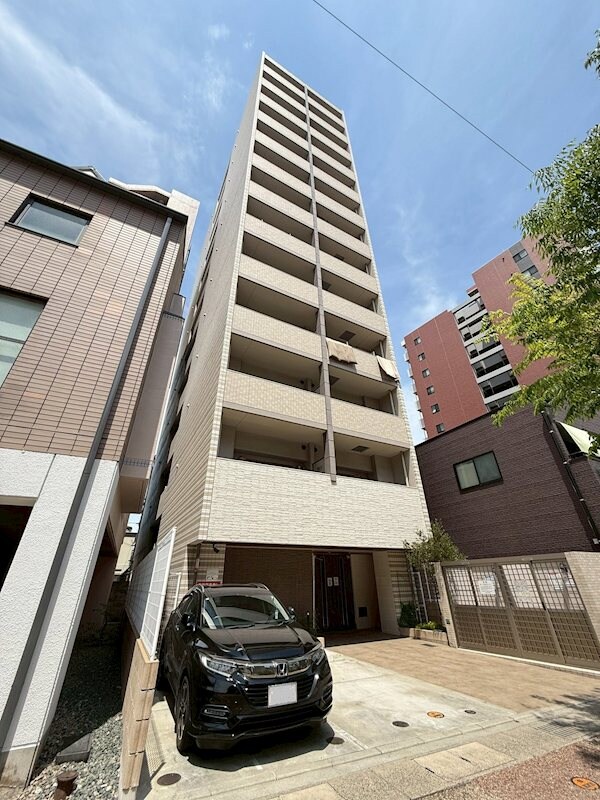 箱崎駅 徒歩3分 4階の物件外観写真