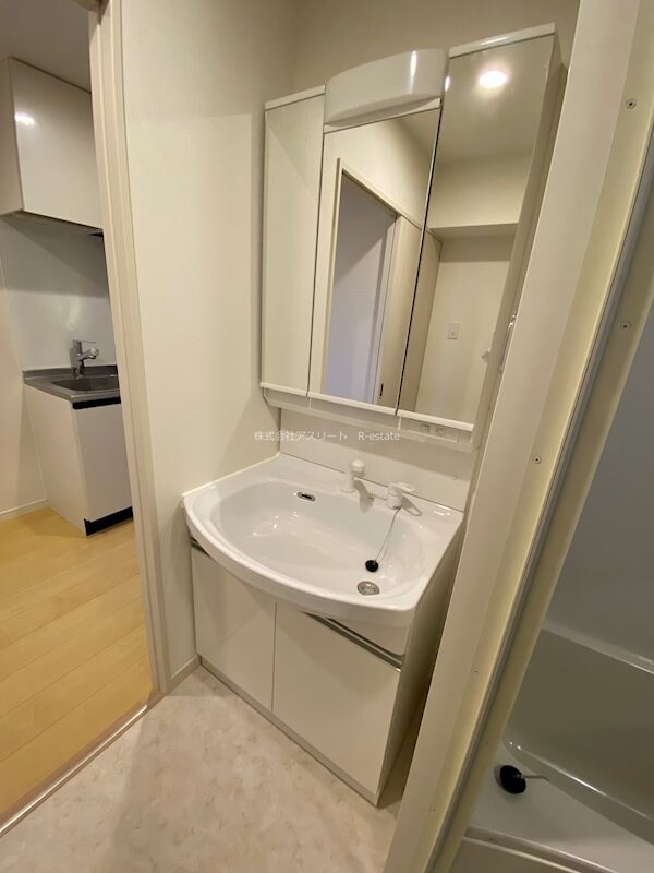 箱崎駅 徒歩3分 4階の物件内観写真