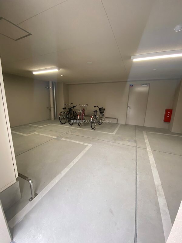 箱崎駅 徒歩3分 4階の物件内観写真