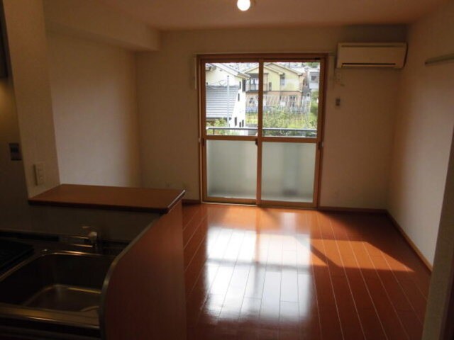 アムール西桂　Ａ棟の物件内観写真