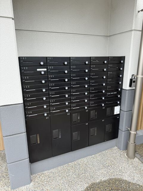 ストーリーズ　うずまさの物件外観写真