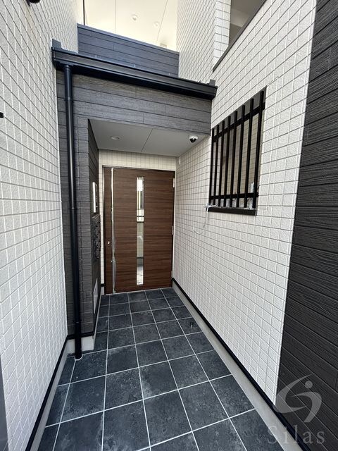 R-smart椥辻の物件外観写真