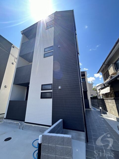 R-smart椥辻の物件外観写真