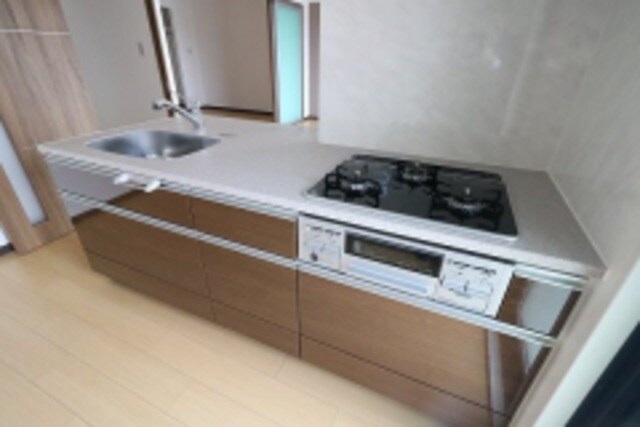 プルミエール朱雀の物件内観写真