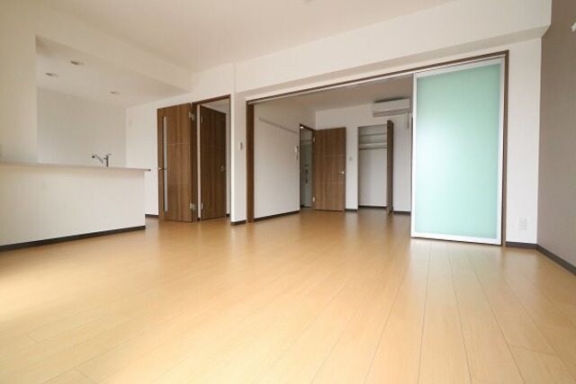 プルミエール朱雀の物件内観写真