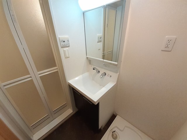 Ｌｅ.佐女牛井町の物件内観写真