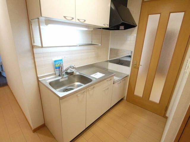 富小路四条マンションの物件内観写真