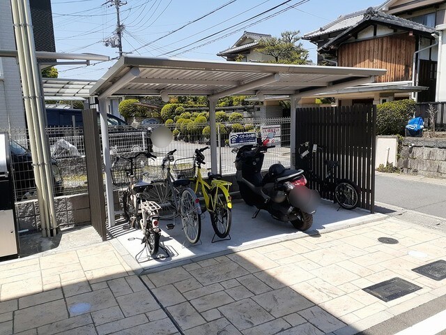 フラン　シュシュの物件外観写真