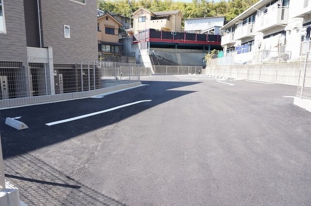 アマルフィ伏見桃山の物件外観写真