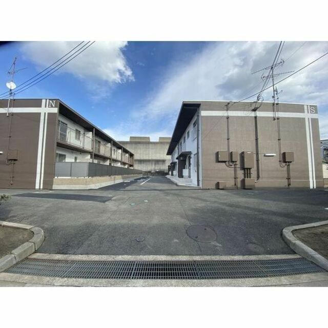 エル・セレーノ西大路の物件外観写真