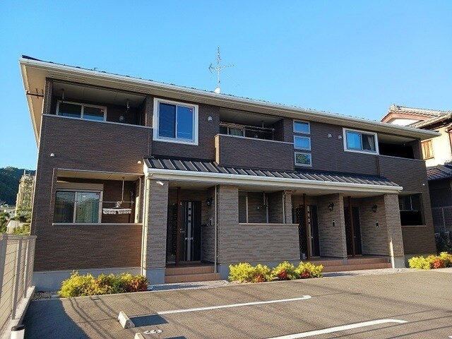 カメリアの物件外観写真