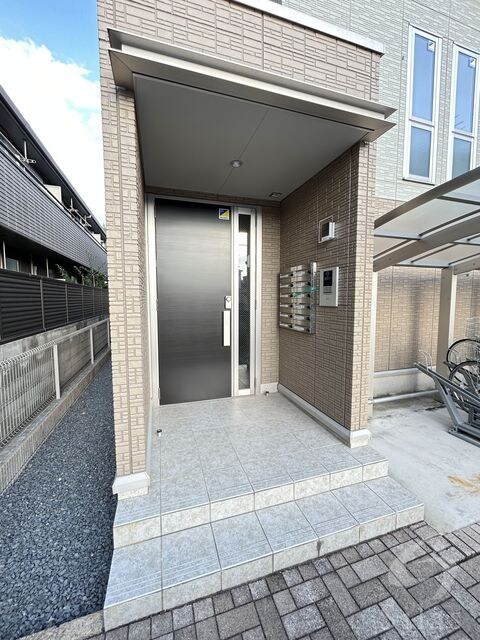 アグレアブルの物件外観写真