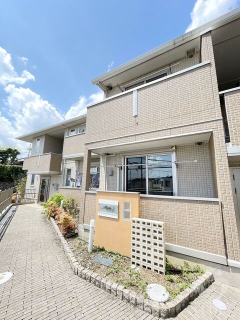 アルヴィータの物件外観写真