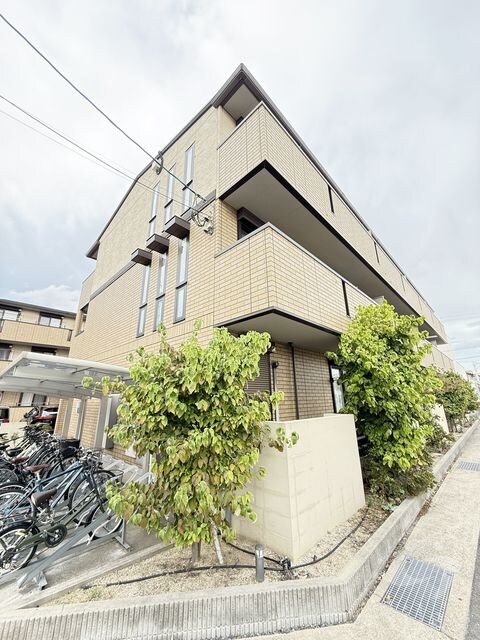 マジェスティ　サザン　Ⅱ棟の物件外観写真