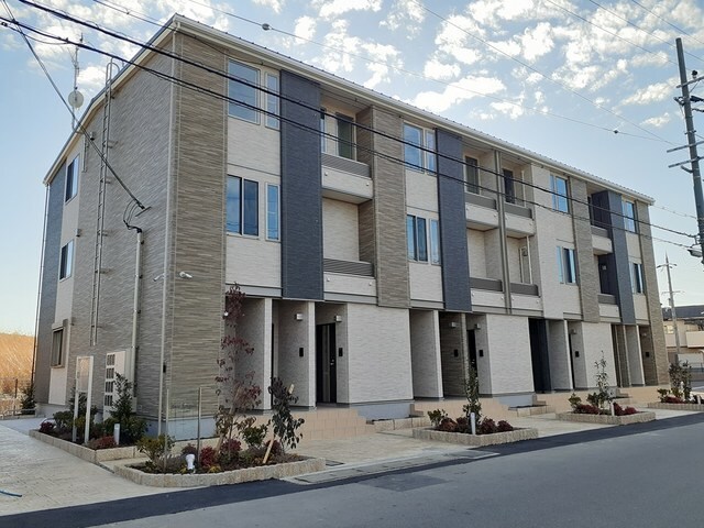 アムール鴨川の物件外観写真