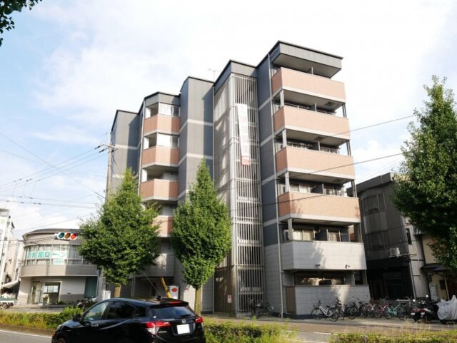 フラッティ今出川天神の物件外観写真
