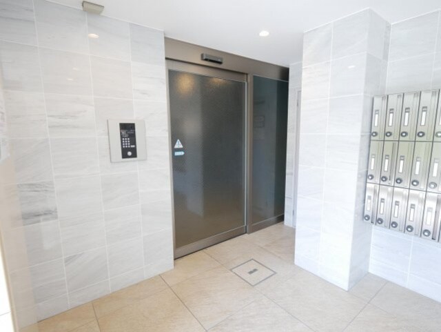 フラッティ京都十条の物件外観写真