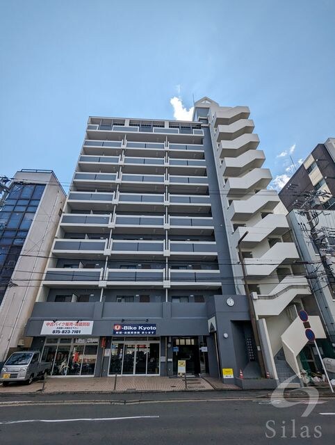 Uresidence二条城の物件外観写真