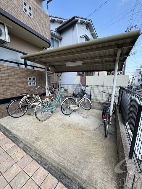 ミーティス衣笠の物件外観写真