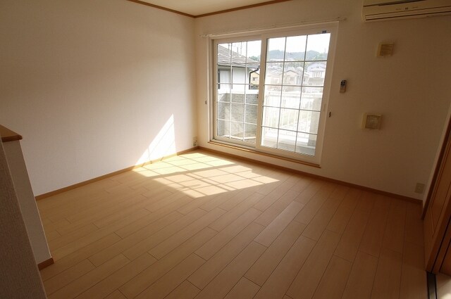 シャン・ド・フルールかも川の物件内観写真