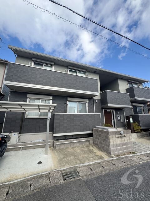 ルーチェ嵯峨の物件外観写真