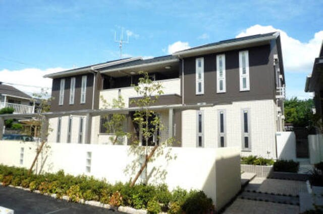 エスポワール・ヴィラＡ棟の物件外観写真