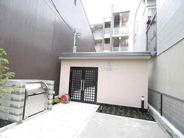 レジデンス　プリムローズの物件外観写真