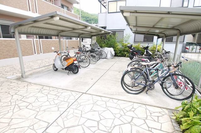 トムズ　ヴィラデストの物件外観写真