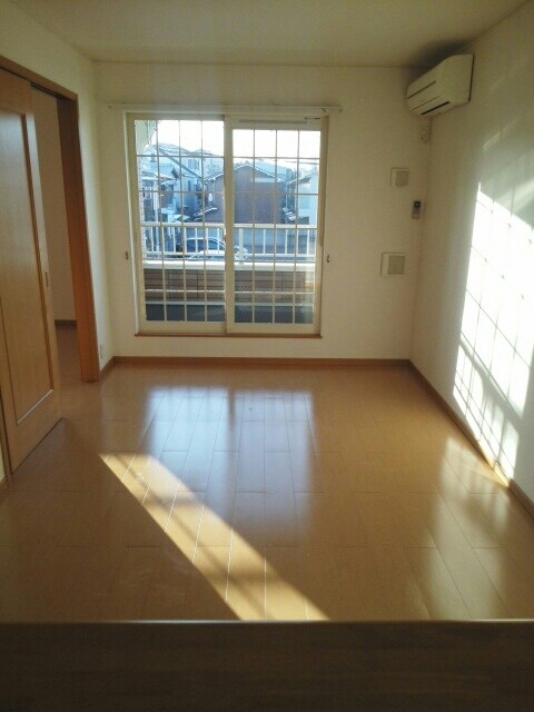 レジデンス　カレント　Aの物件内観写真