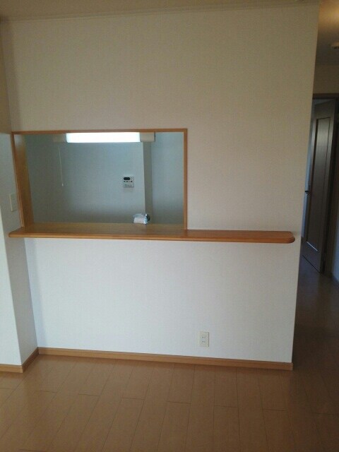 レジデンス　カレント　Aの物件内観写真