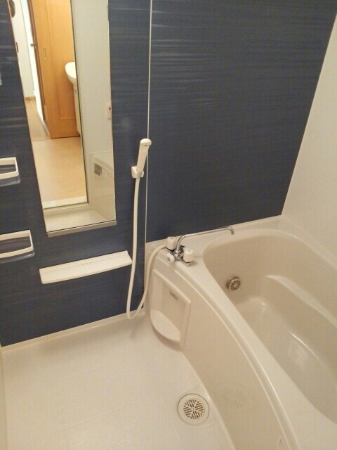 レジデンス　カレント　Aの物件内観写真