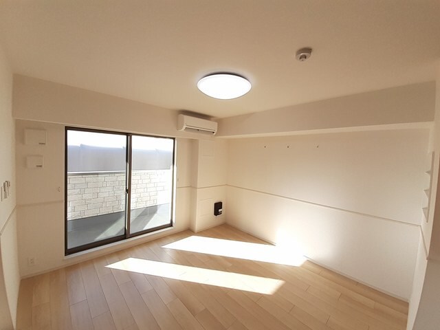 プレッソ・ロートⅣの物件内観写真