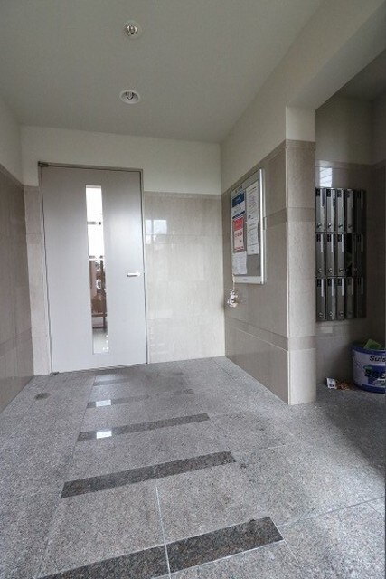 サントゥールくいな橋の物件外観写真