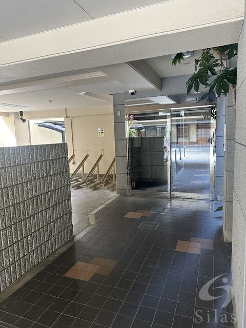 Raffine御所西の物件外観写真