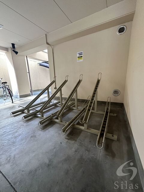 Raffine御所西の物件外観写真