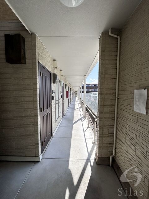 アウドムラの物件外観写真