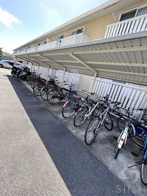 アウドムラの物件外観写真