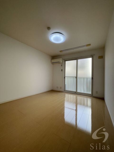 アウドムラの物件内観写真