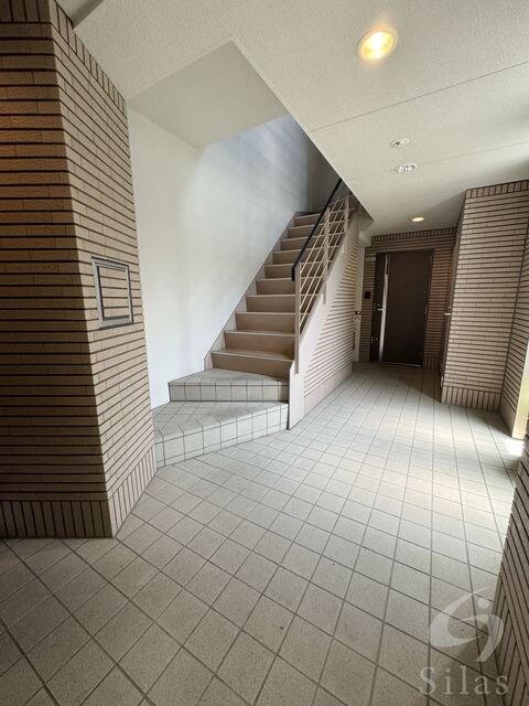 シェドゥーブル等持寺の物件外観写真