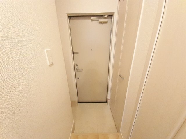 ヴァロ伏見稲荷の物件内観写真